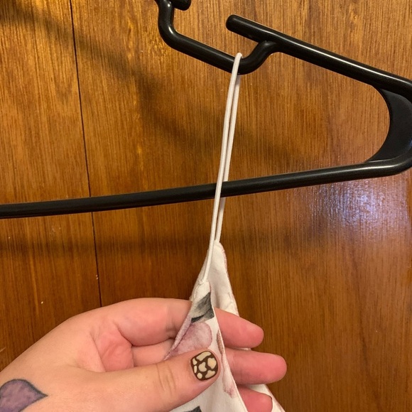 Gaze women’s spaghetti strap floral bodysuit size small - Picture 4 of 10